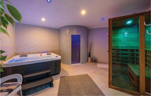 Drenje Apartment | Beach Front Apartment In Labin With Sauna