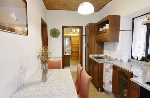 Umag House | Beatrice, Umag, vacation home near the sea, WiFi, garden, BBQ, washing machine