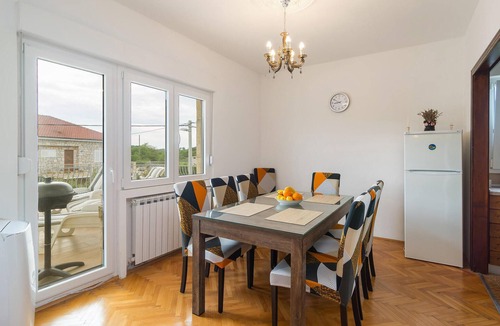 Gornje Selo Apartment | Beautiful apartment in Gornje Selo with WiFi