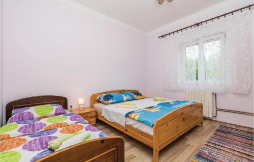 Veli Brgud Apartment | Beautiful Apartment In Bresca With Wifi