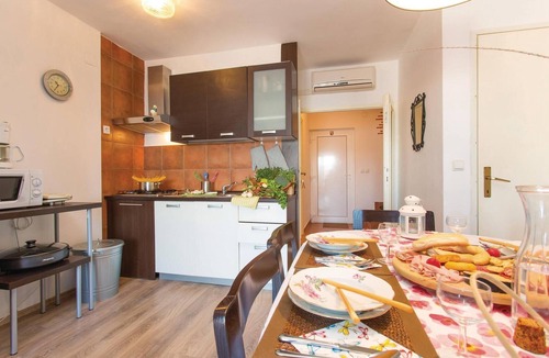 Klimno Apartment | Beautiful apartment in Klimno with WiFi