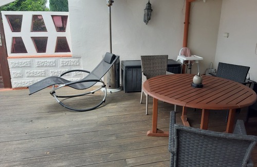 Kutzkow House | Beautiful holiday home right on the water with its own jetty