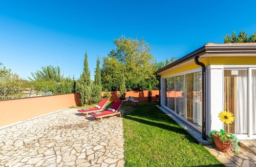 Radini House | Beautiful holiday home for 6 people in a small Istrian village