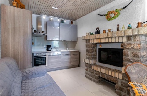 Bribir House | Beautiful home in Bribir with 3 Bedrooms, WiFi and Jacuzzi