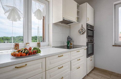 Bibali House | Beautiful home in Buje