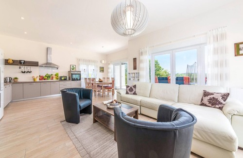 Kastel House | Beautiful home in Buje