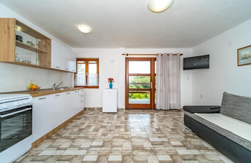 Generalski Stol House | Beautiful home in Duga Resa with WiFi