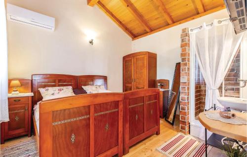Grizane House | Beautiful Home In Grizane With Sauna