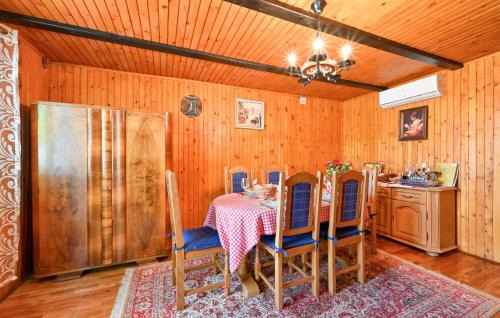 Gornja Stubica House | Beautiful Home In Hizakovec With Sauna