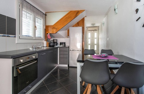 Cokuni House | Beautiful home in Krnica with WiFi