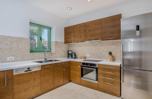 Malinska House | Beautiful home in Malinska