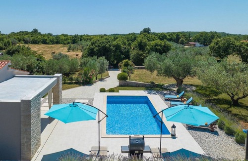 Mali Vareski House | Beautiful home in Marcana