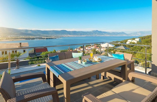 Mastrinka House | Beautiful home in Mastrinka