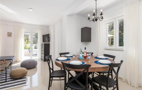 Miholascica House | Beautiful Home In Miholascica