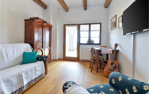 Jastrebarsko House | Beautiful Home In Slavetic