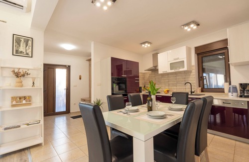 Galizana Villa | Beautiful HOUSE NICOLE, swimming pool, fenced yard, BBQ, perfect for families