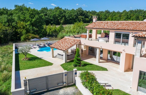 Belavici Villa | Beautiful Modern Family Villa with private swimming pool