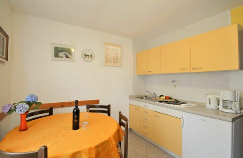 Peruski House | Beautiful private villa for 4 guests with A/C, WIFI, TV and terrace