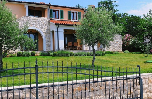 Stanisovi Villa | Beautiful private villa for 8 people with A/C, pool, WIFI, TV and terrace