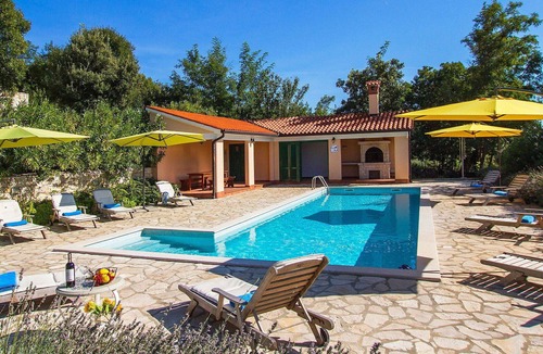 Stanisovi Villa | Beautiful private villa for 10 guests with WIFI, A/C, pool, TV and terrace