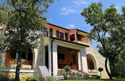 Stanisovi Villa | Beautiful private villa for 10 guests with WIFI, A/C, pool, TV and terrace