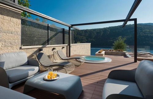 Duga Luka Villa | Beautiful private villa for 10 people with A/C, hot tub, WIFI, private pool, TV and terrace
