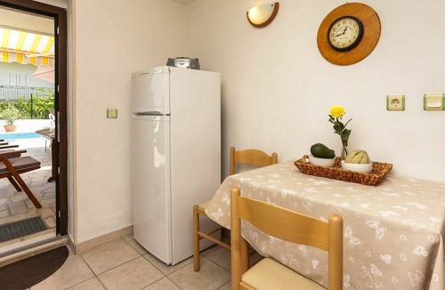Okrug Donji House | Beautiful private villa for 10 people with A/C, WIFI, private pool, TV and terrace