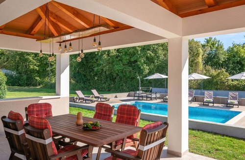 Prodol House | Beautiful private villa for 8 guests with WIFI, private pool, A/C, TV and terrace