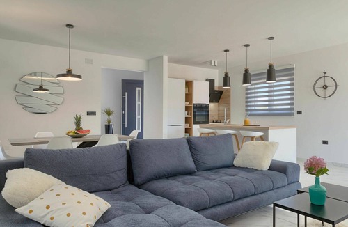 Filipana Villa | Beautiful private villa for 4 guests with A/C, WIFI, private pool, TV and terrace