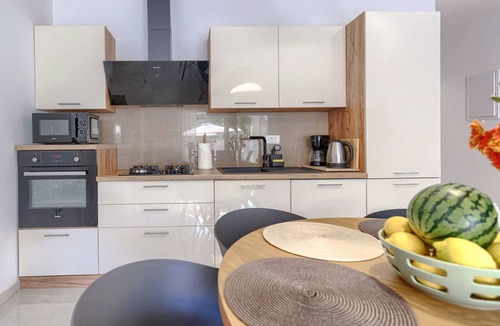 Strmac House | Beautiful private villa for 6 guests with private pool, WIFI, A/C, TV and terrace
