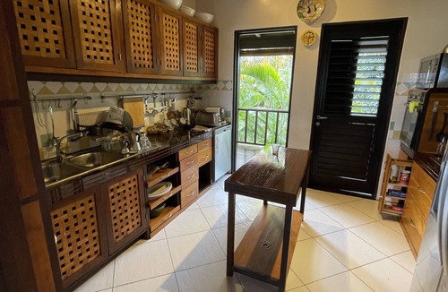 English Harbour Villa | Beautiful property that can accommodate 26 guests! Casa Lidia