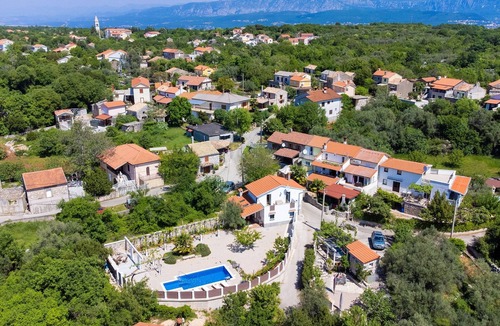 Polje Villa | Beautiful renovated villa with private outdoor pool on the island of Krk