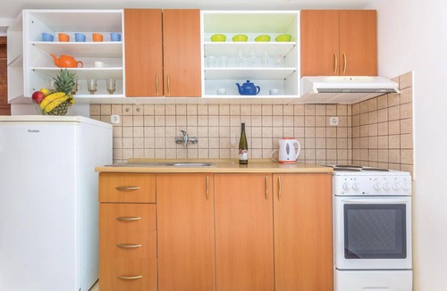 Viskovici Apartment | Beautiful studio in Labin with swimming pool