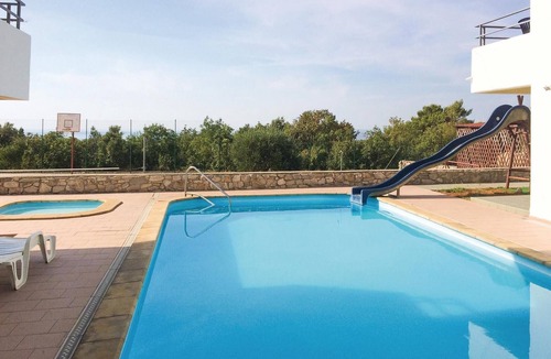 Viskovici Apartment | Beautiful studio in Labin with swimming pool