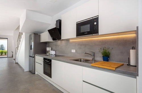 Bogovici House | Beautiful villa for 6 people with private pool, WIFI, A/C, TV and terrace