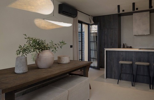 Medici Villa | Beautiful Villa Salt/Stone