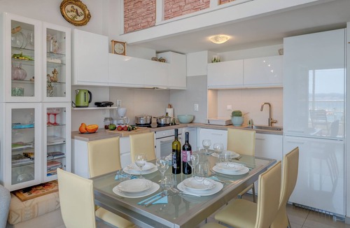 Omis Apartment | Beautifull attic over the sea and river coust, panoramic sea view