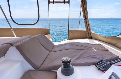 Exomytis Boat Rental | Boat 'Catamaran B-happy Bali' with Sea View and Air Conditioning