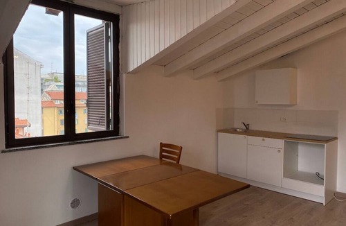 Zona Padova Apartment | Bright Studio, top Floor, 1 or 2 People, Long Stay, Next to Metro!