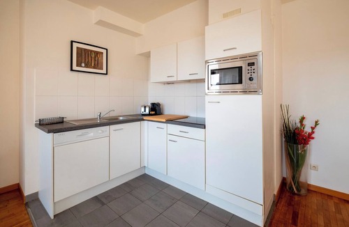 Upper Town Apartment | Brussels EU Center residence