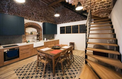 Chiusdino House | Casa Betta: Step Back in Time – A 700-Year-Old Tuscan Gem