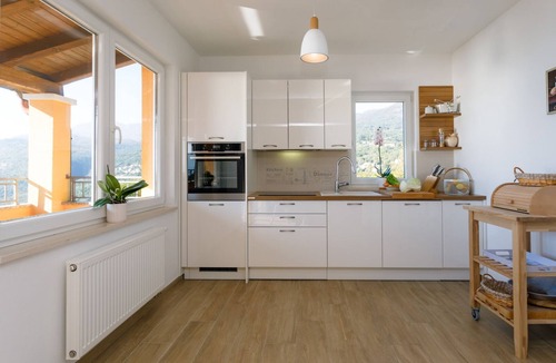 Veprinac Villa | Casa Ivetta Sun Garden by Villas Guide