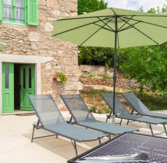 Jadranovo Villa | Casa Kamik-19th Century Stone House 50 m from Sea