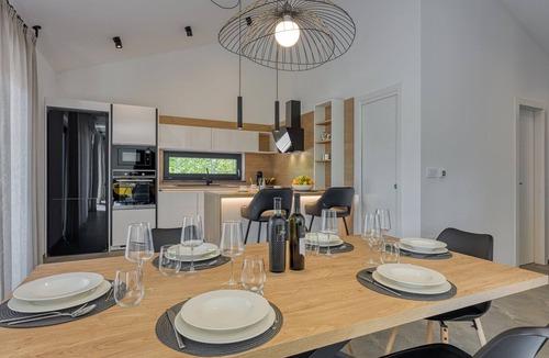 Rebici House | Casa Mia with private pool