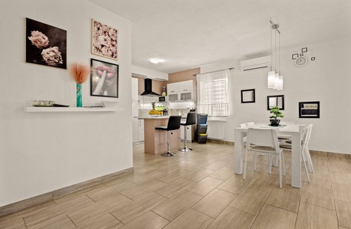 Oprtalj Villa | Casa Sara and Sasha near Motovun with private pool - pet friendly truffle paradise