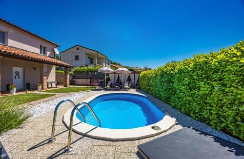 Oprtalj Villa | Casa Sara and Sasha near Motovun with private pool - pet friendly truffle paradise
