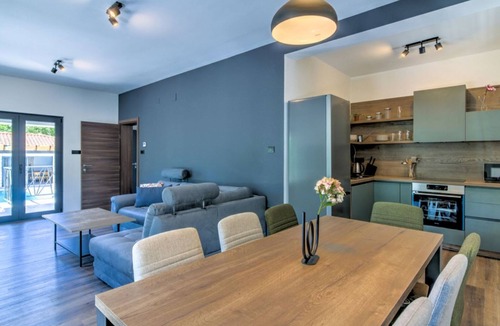 Novi Vinodolski Villa | Casa Verde with pool&whirpool by Villas Guide