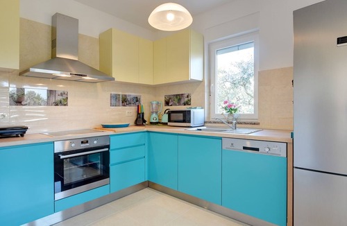 Vinkuran House | Casa Veronika by Interhome