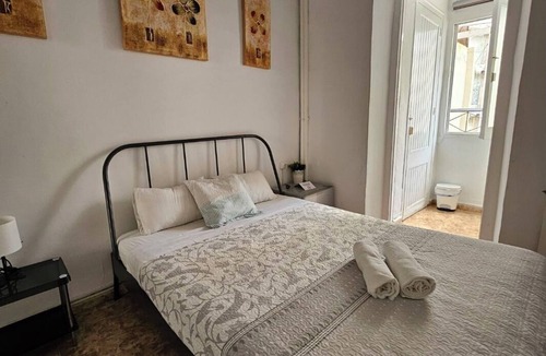 El Raval Hostel | Central and Basic Drassanes