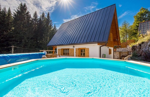 Lokve Ski Chalet | Chalet with sauna and whirlpool